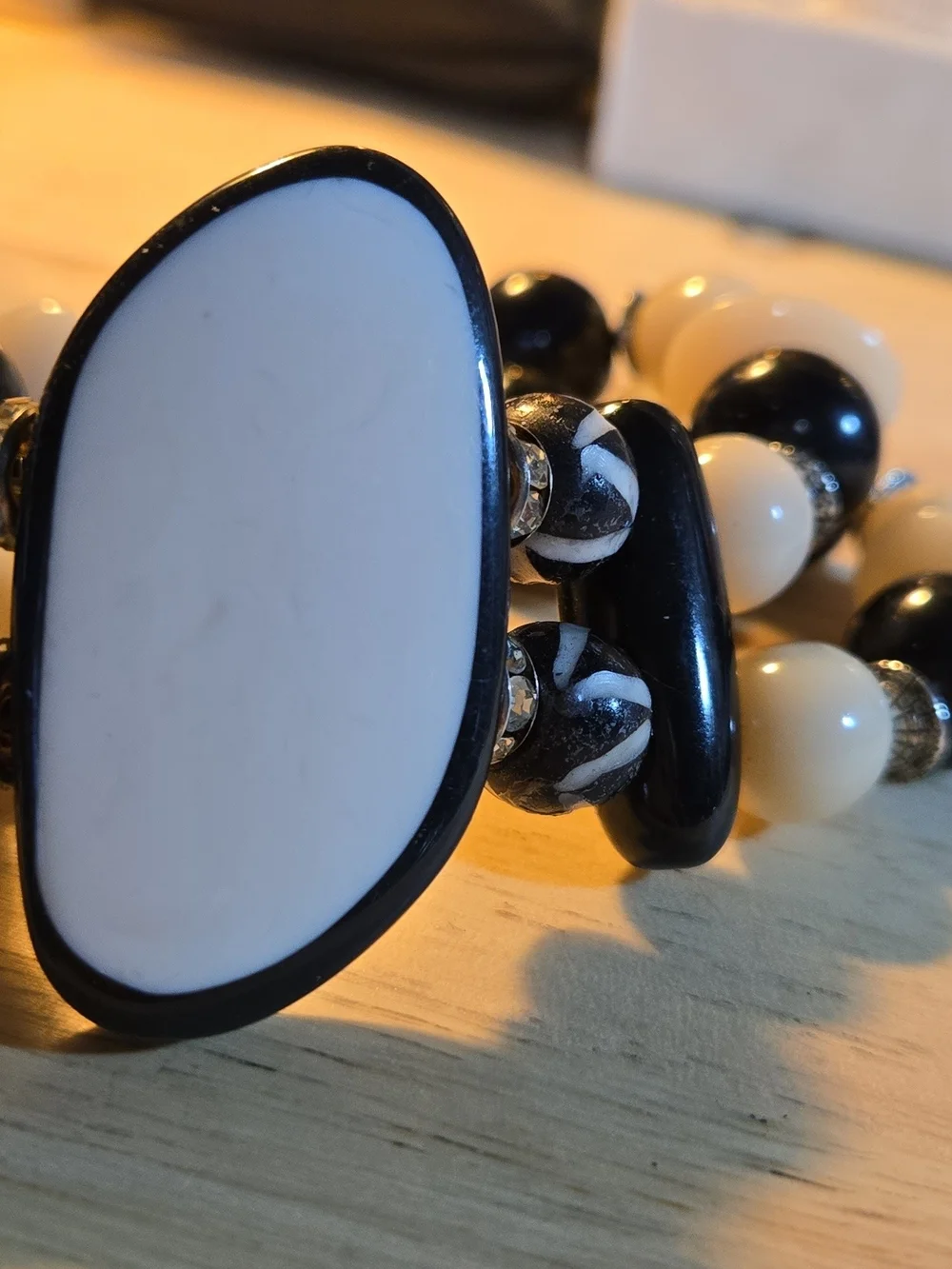Black & White Beaded Bracelet Set - Chic Women's Jewelry